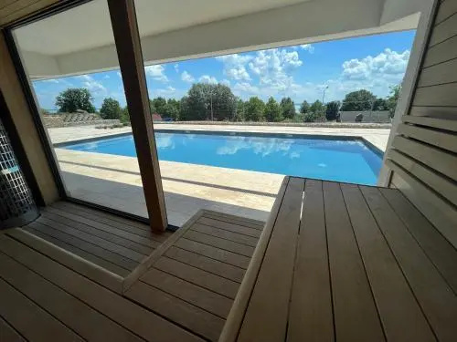 Balcony & Terrace
