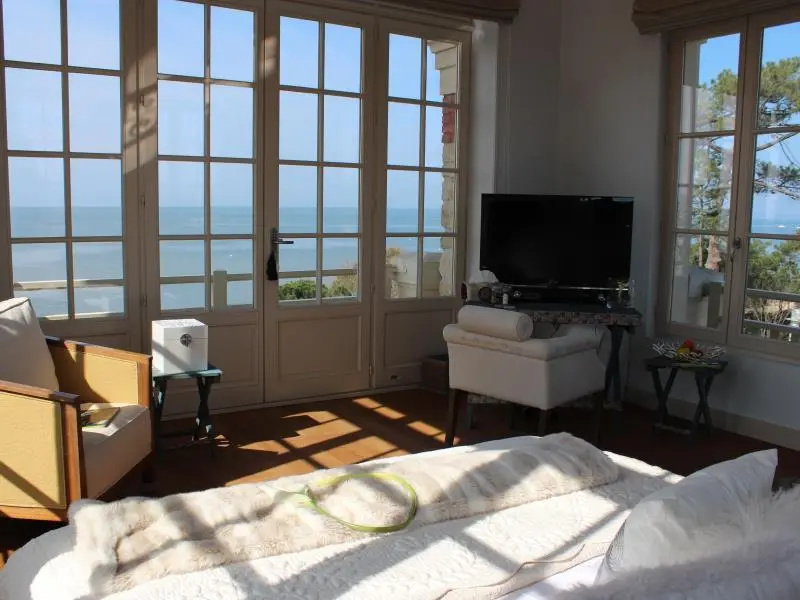 1 Bedroom Suite with sea view