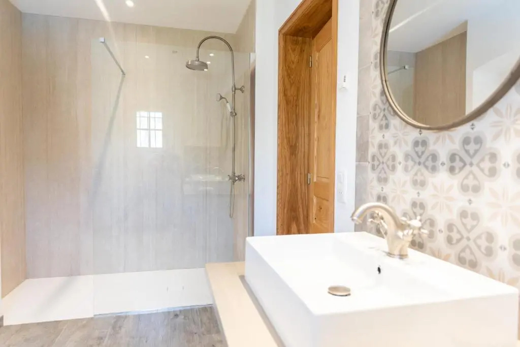 Standard Double room with garden view (full double bed)