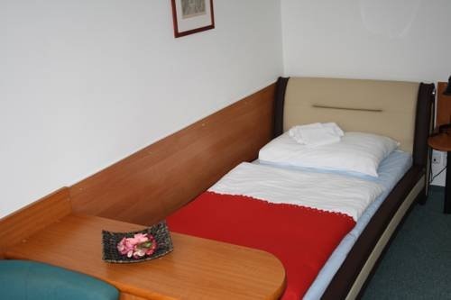 UVS hotel