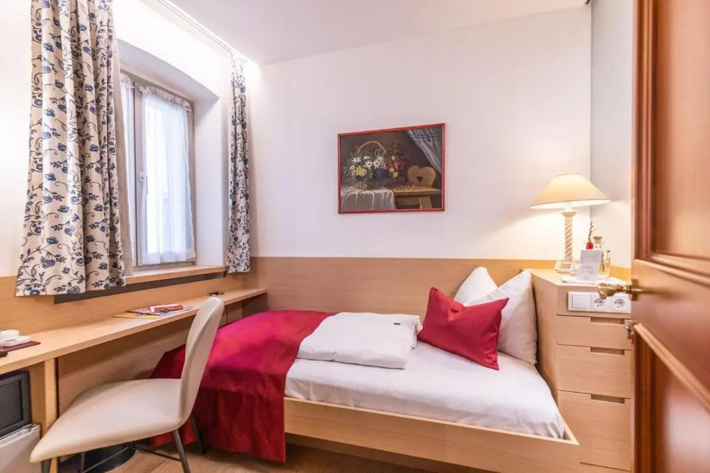 Altstadt Hotel Wolf - Chambres