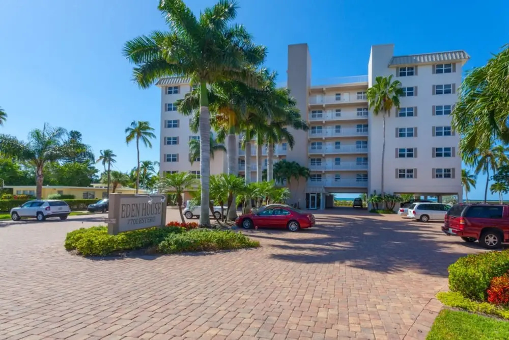 Fort Myers Beach Area 7700