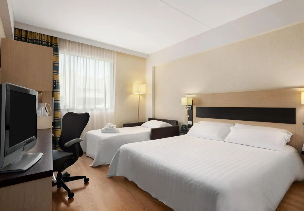 Hilton Garden Inn Rome Airport 4