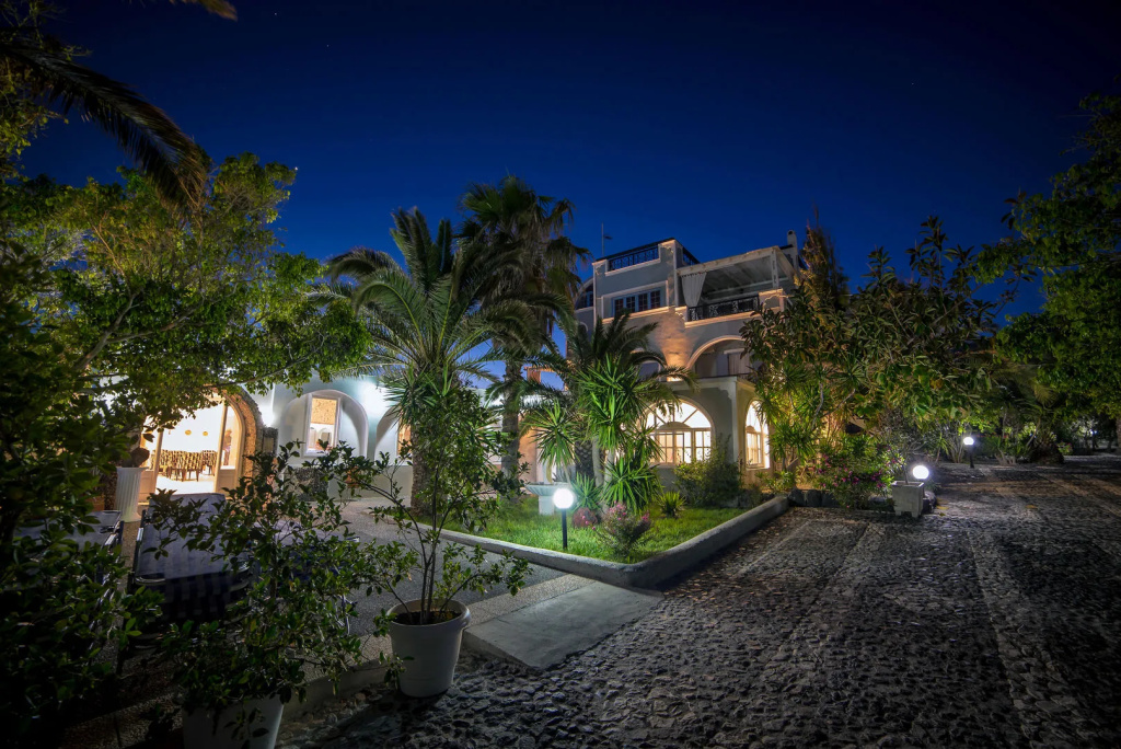 Hotel Pantheon, ,