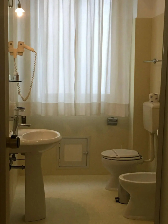 Smart Hotel Gallery House - Général
