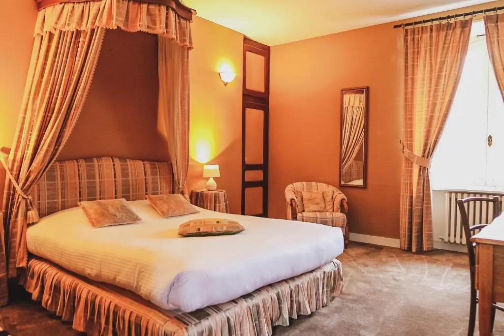 Superior Double room (full double bed)