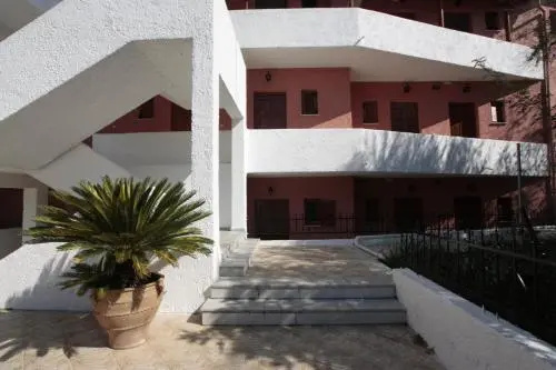 Alexandros Apartments and Studios