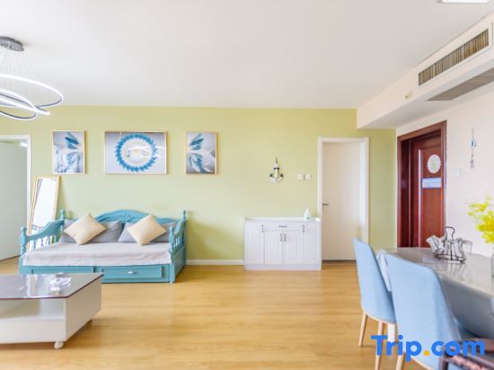 Люкс с 2 комнатами с видом на море в Rizhao Shuohai Seaview Homestay (Wanpingkou Branch)