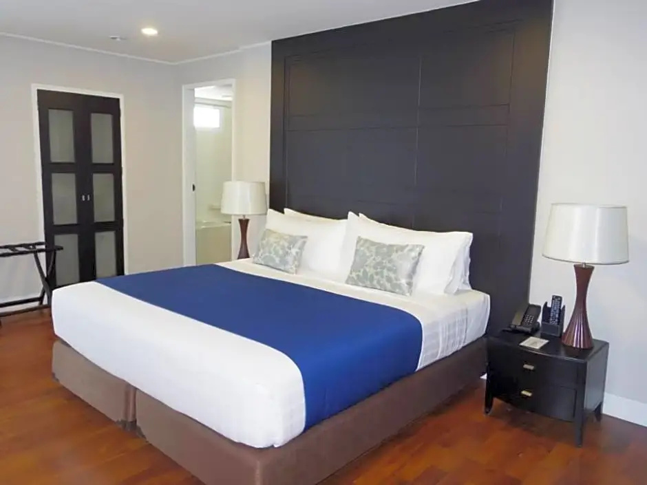 3 Bedrooms Suite