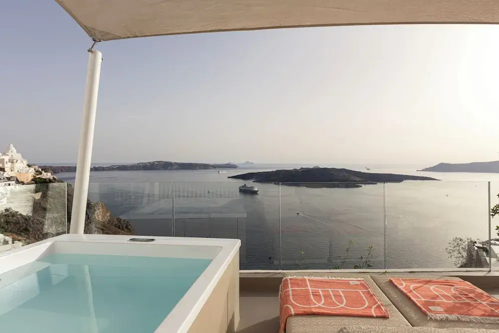1 Bedroom Suite with sea view