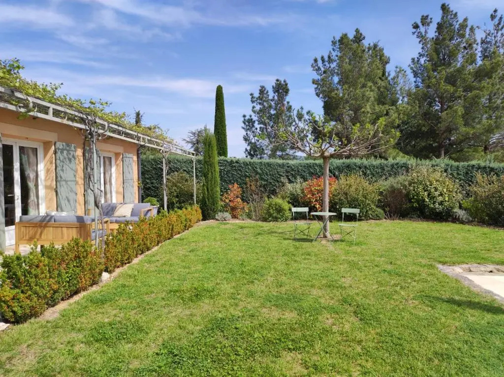 GITE AUX 4 SAISONS DU COLORADO PROVENÇAL - 3 ÉTOILES - Rustrel