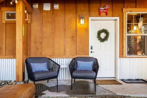 Painted Pony Cabin