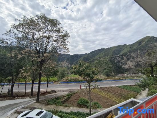 Mengjia Backyard Homestay in Xinxiang
