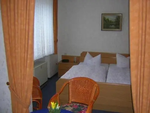 Zur Winzergenossenschaft - Chambres
