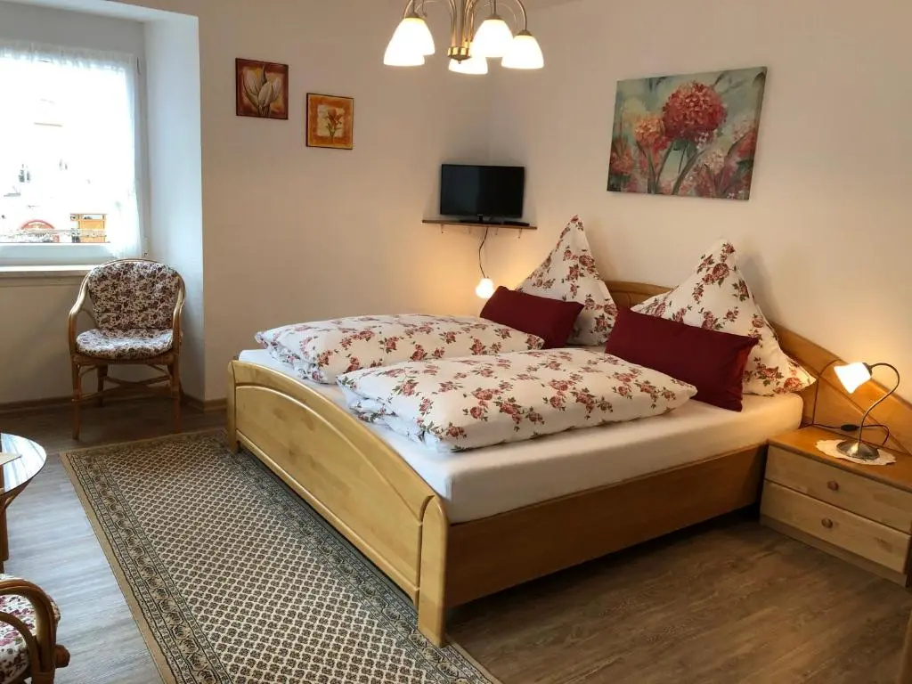 Standard Double room (full double bed)