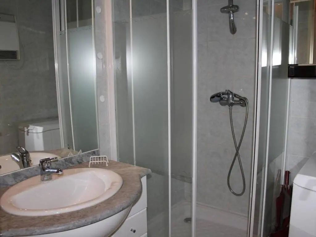Afficher la photo 7 — Appartement Gruissan, 2 pièces, 4 personnes - FR-1-229-104