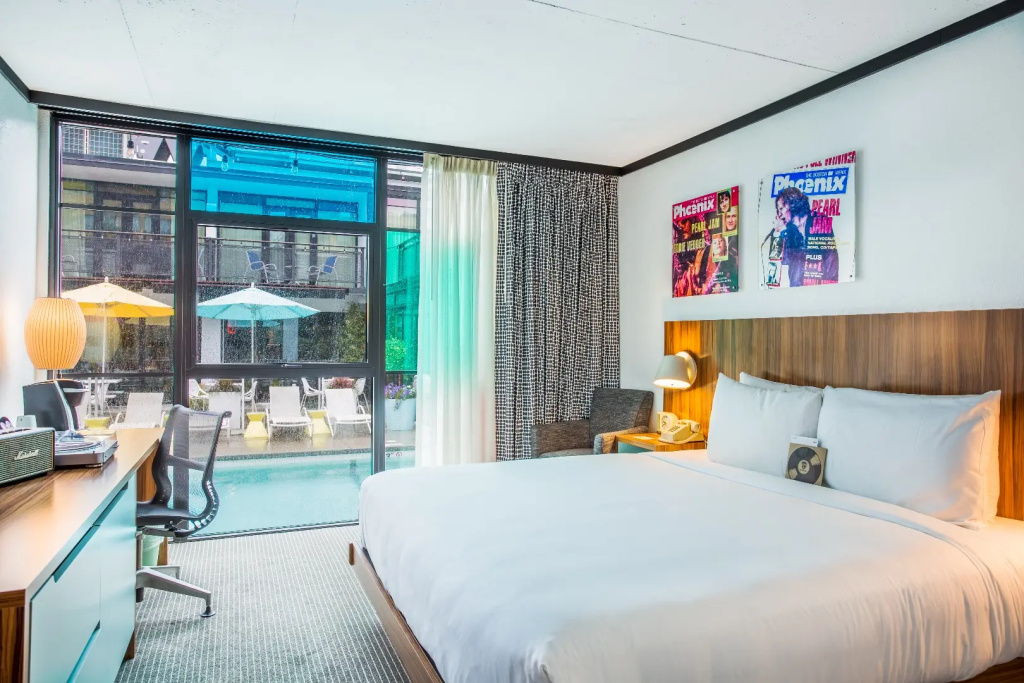 Standard room