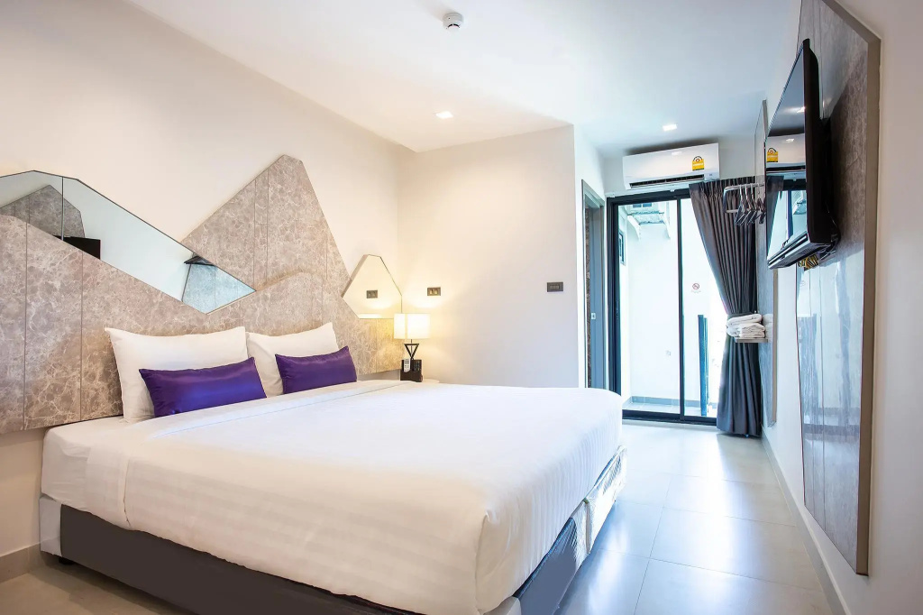 Hotel photo 12