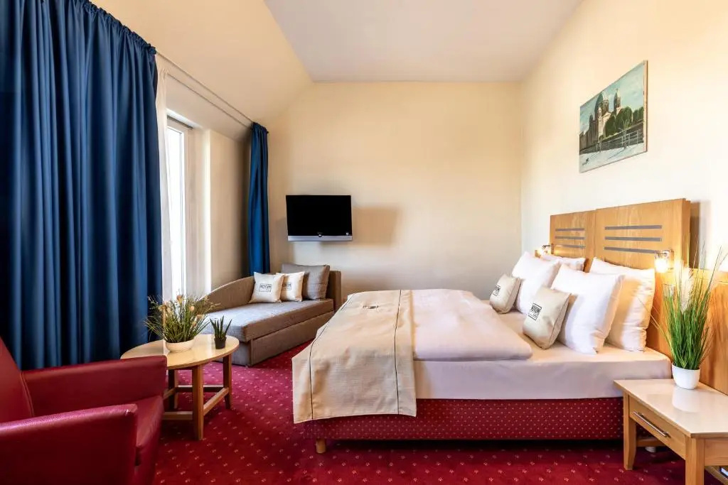 Comfort Double room (full double bed)