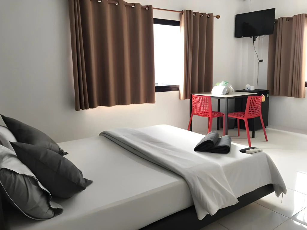 The Color Express Hotel