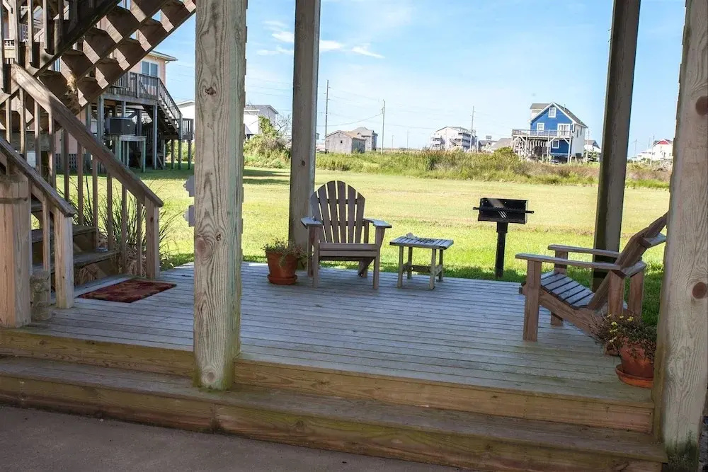 Austin's Pointe 4 Bedroom Cottage by RedAwning