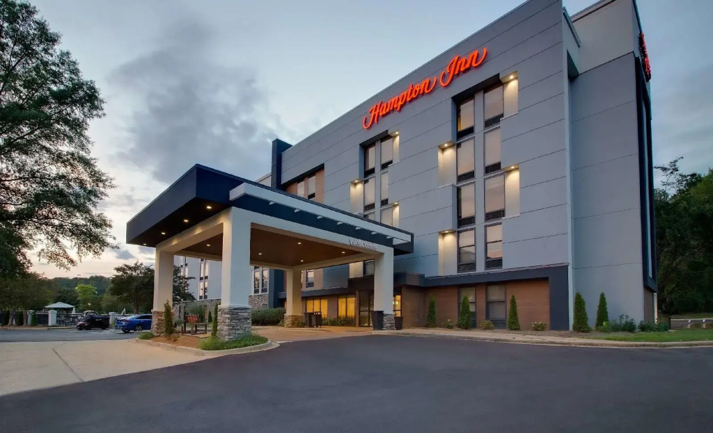Hampton Inn Birmingham Colonnade