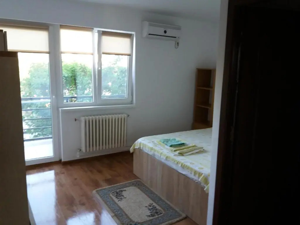 Standard Double room with balcony (full double bed)