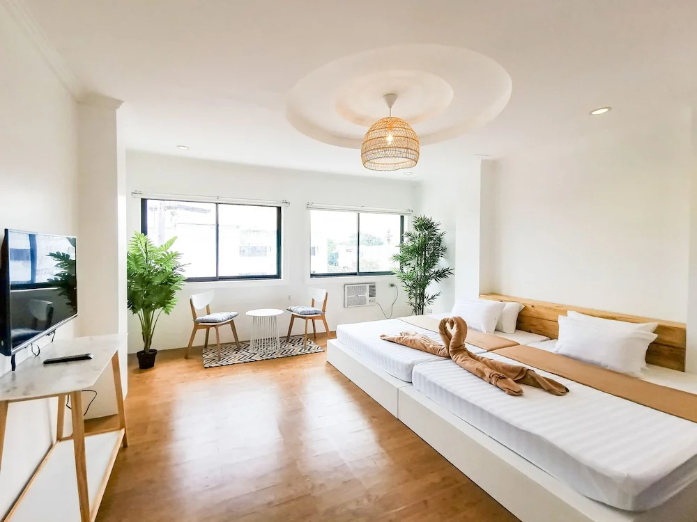 Superior Quadruple room