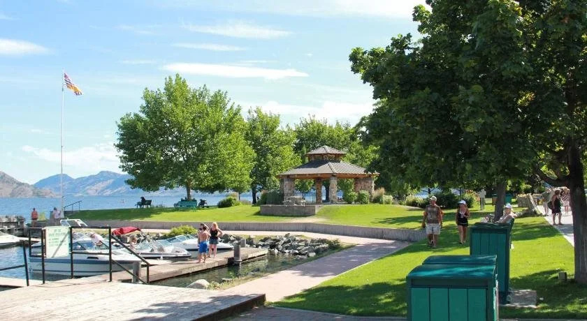 Peachland Lakeview Vacation Suite
