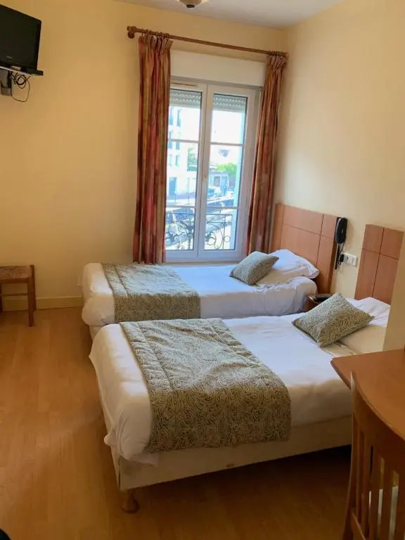 Economy Double room (twin beds)