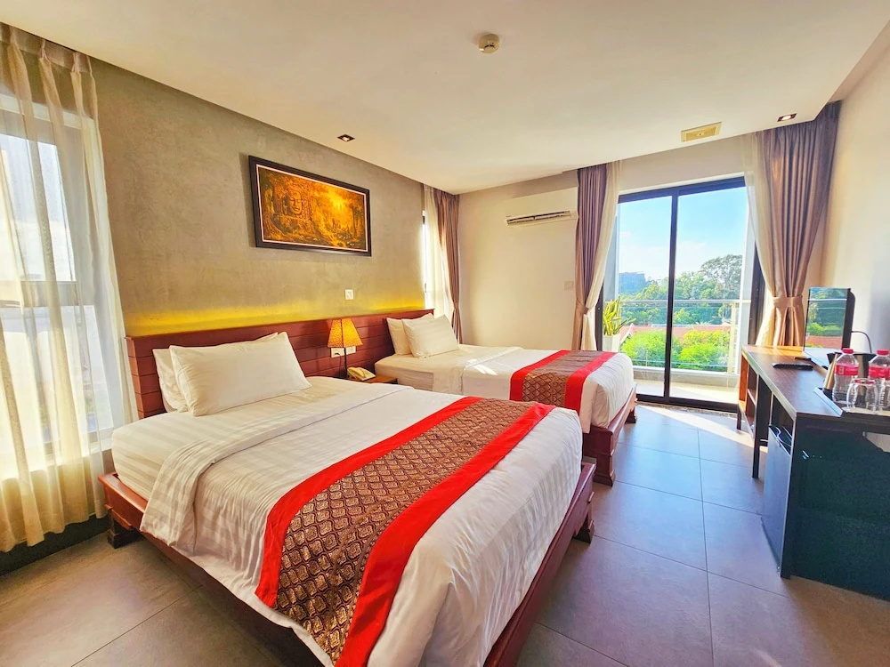 Deluxe Double room with balcony (twin beds)