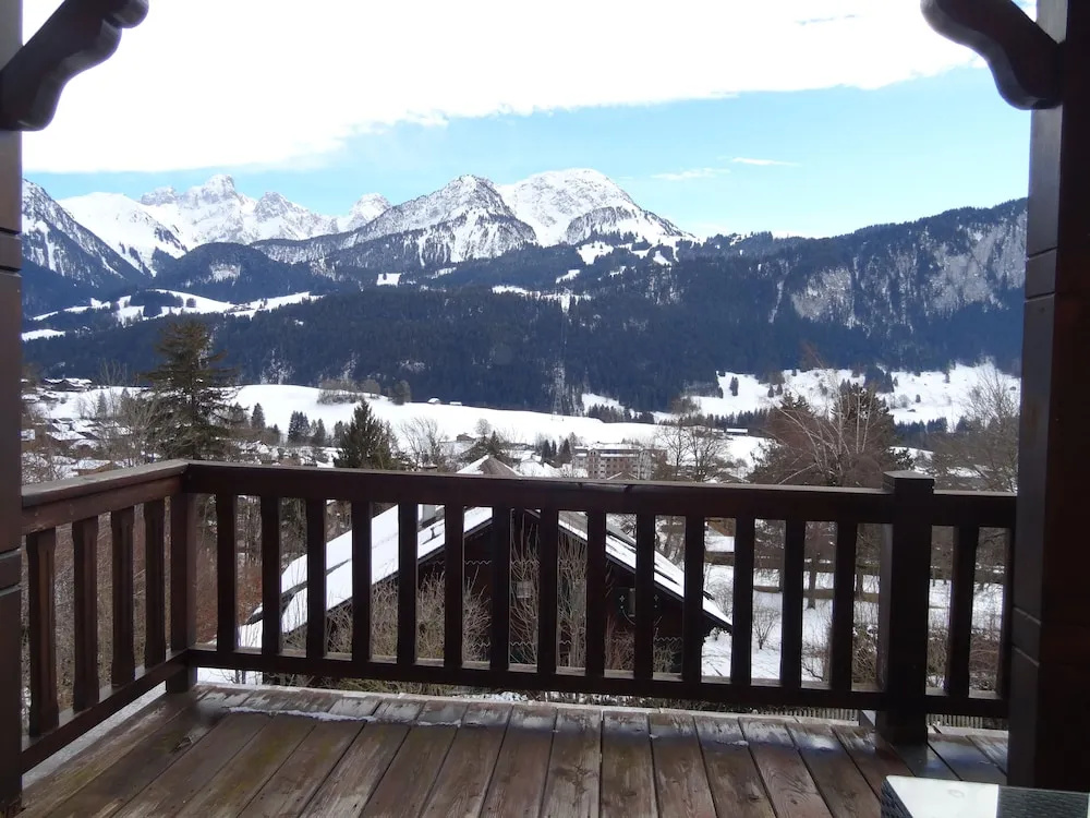 Balcony & Terrace