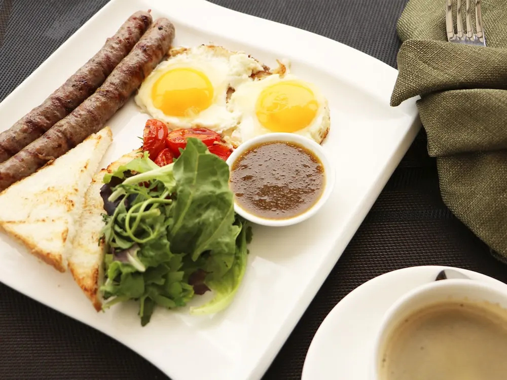 Food & Beverage