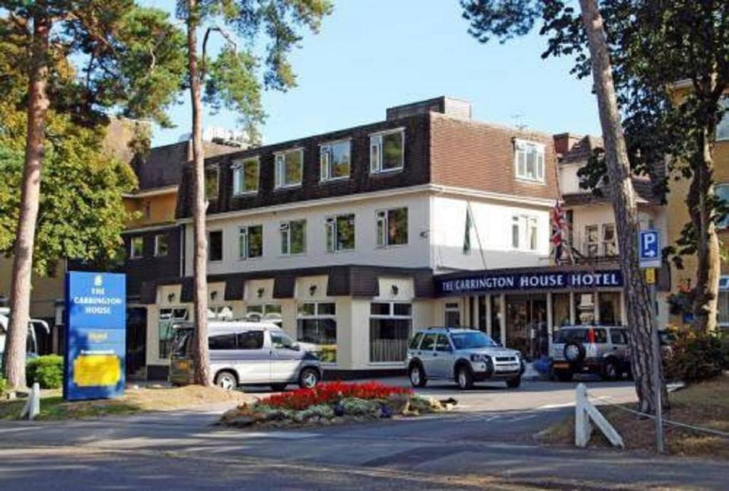 Carrington House Hotel - 8