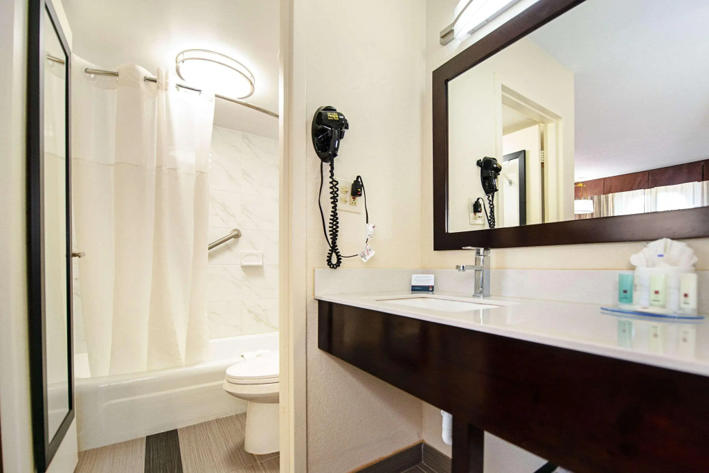 Hotel photo 30