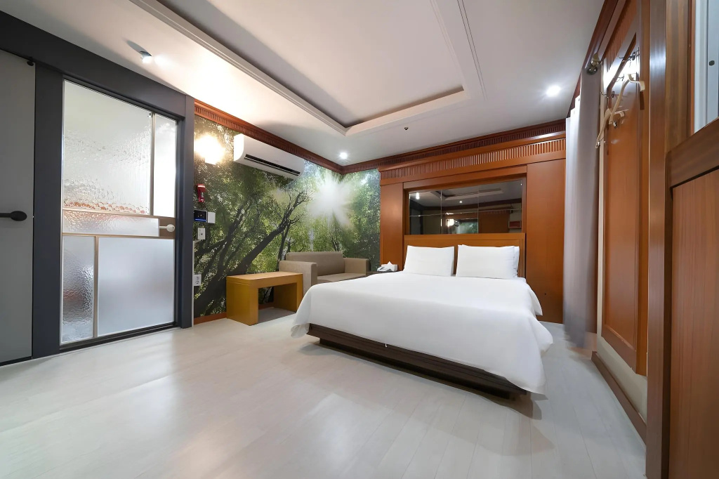 Hotel photo 30
