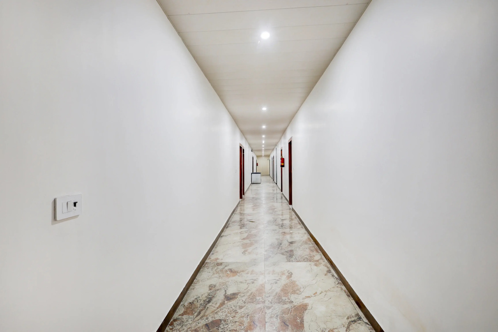 Super Townhouse Sarai Metro Station Formerly Palla - фото 4