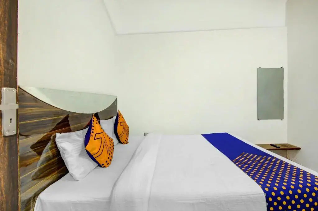 Hotel Kohinoor by OYO Rooms