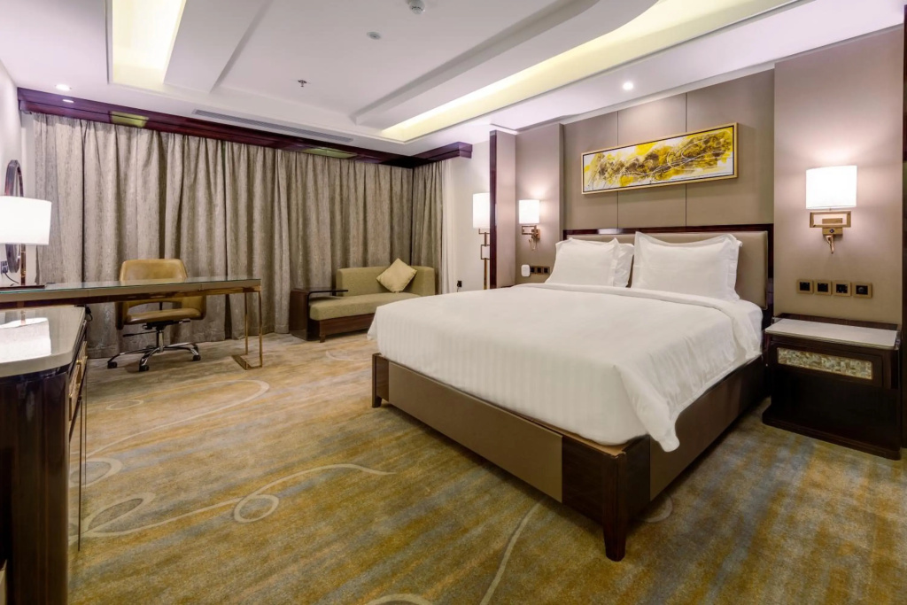 Al Ertiqaa Hotel — 5