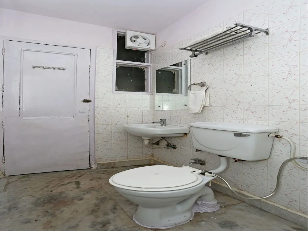 OYO 5382 Hotel Elegant International - Chambres