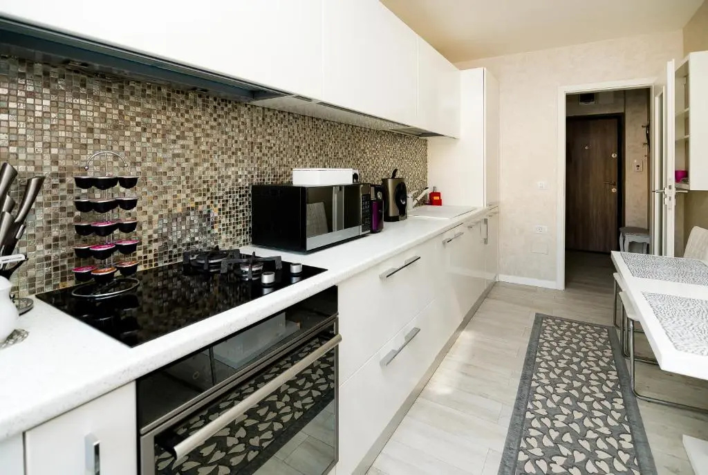Superb Luxury Apartment, 1,7 km to the City Centre - фото 5