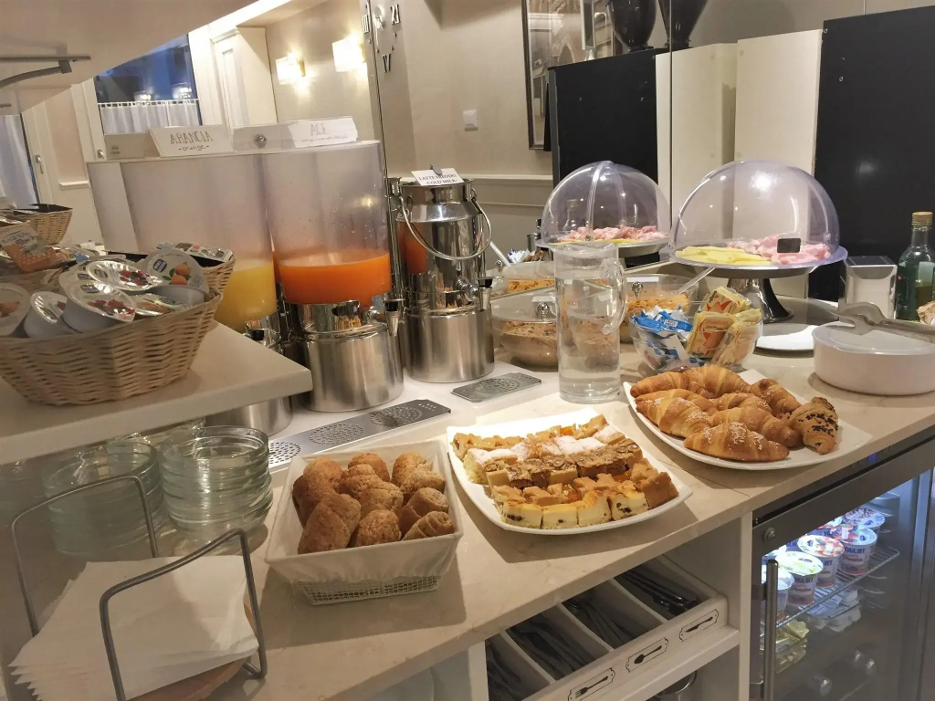 Hotel photo 10