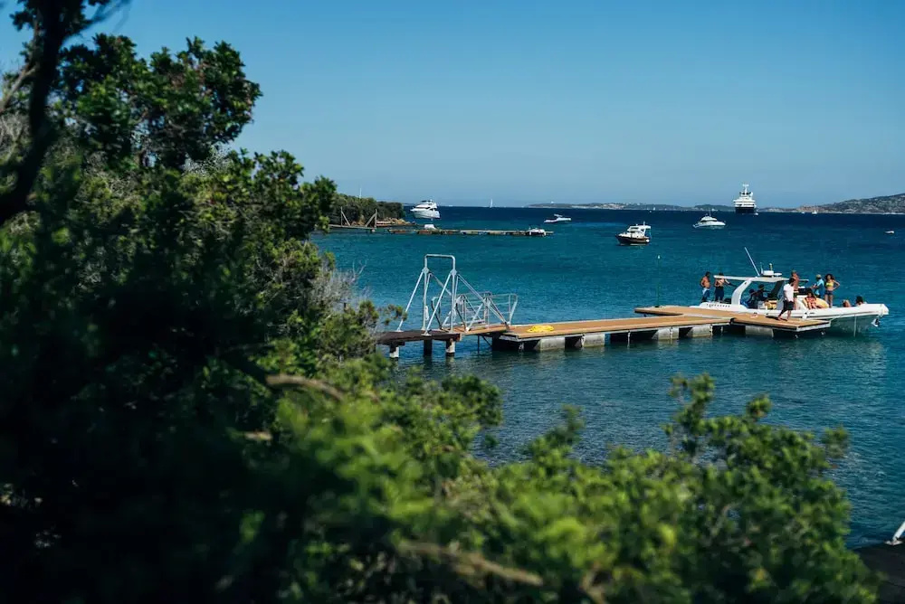 Beach & Waterfront