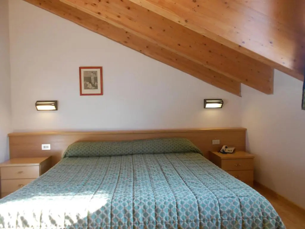 Hotel Garni Lago Nembia - Chambres
