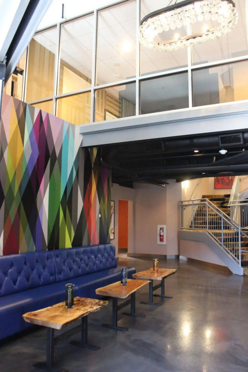 Warehouse Hotel - Général