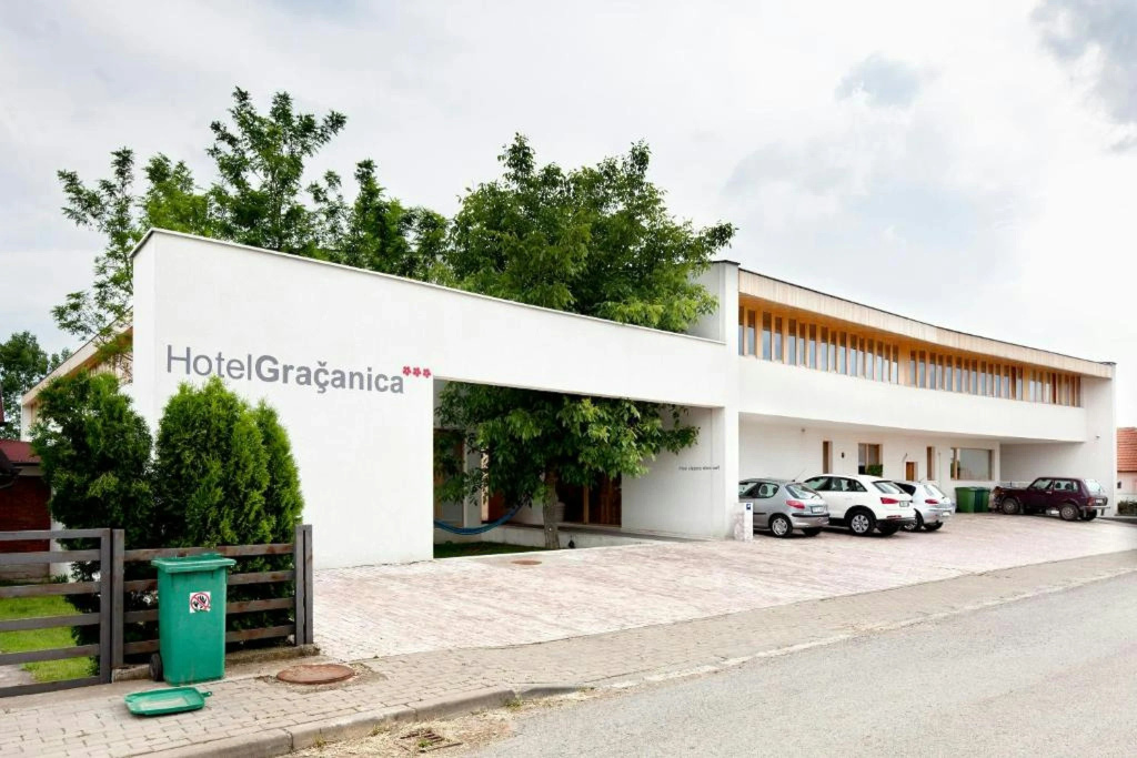 Hotel Gracanica