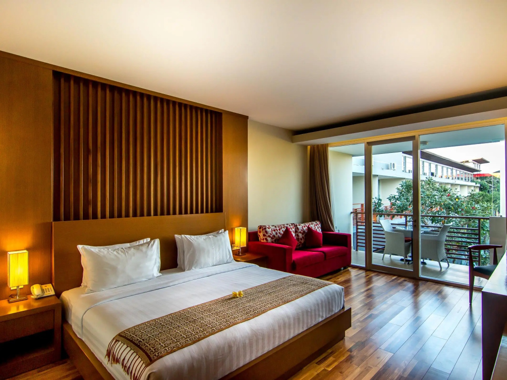 Seminyak Square Hotel And Villas — фото