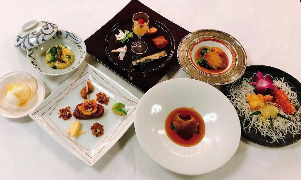 New Osaka Hotel - Général