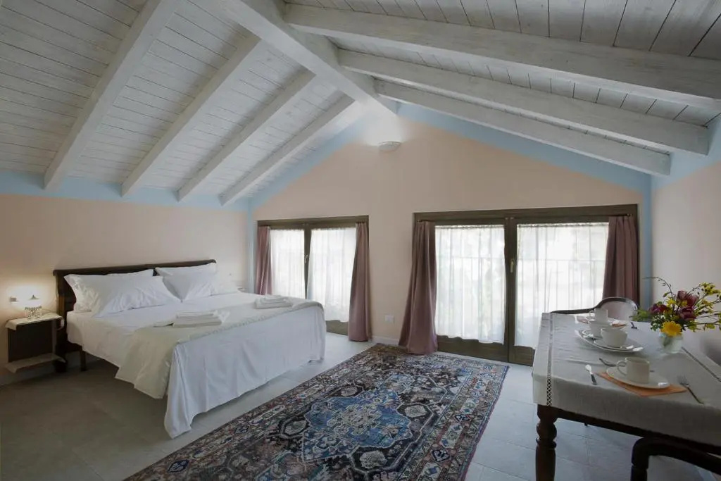 Standard Double room (full double bed)