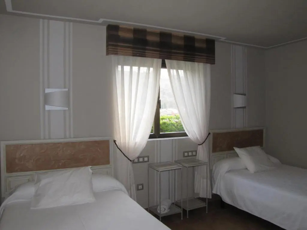 Standard Double room (twin beds)
